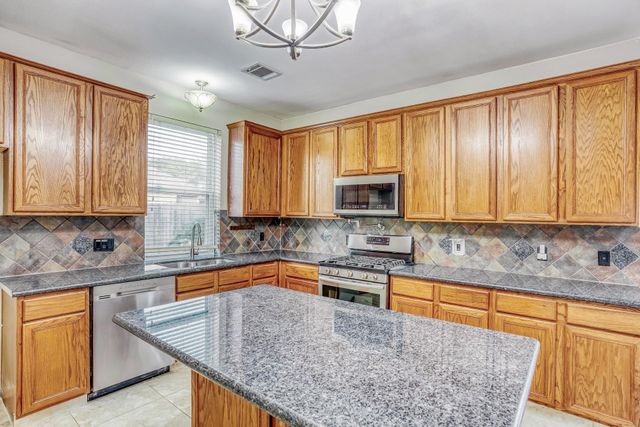 2309 San Augustine Lane, Friendswood, TX 77546