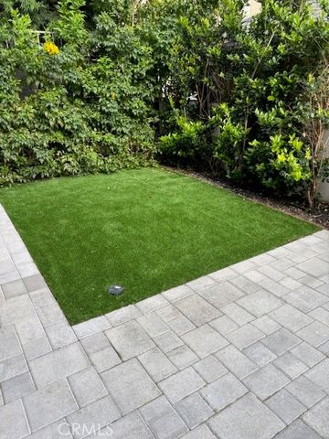 14553 Benefit Street, Sherman Oaks, CA 91403