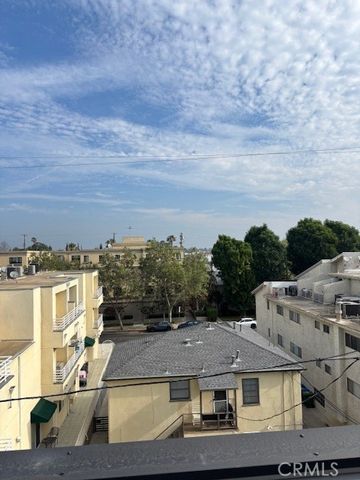 14553 Benefit Street, Sherman Oaks, CA 91403