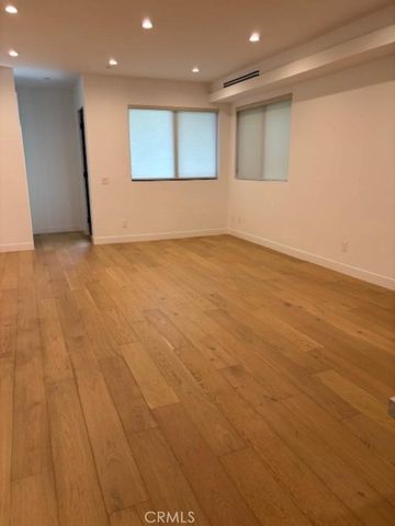 14553 Benefit Street, Sherman Oaks, CA 91403