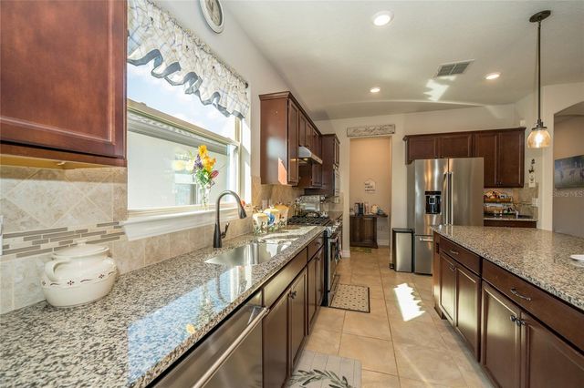 4748 BALLAST CREST COVE, Land O Lakes, FL 34638