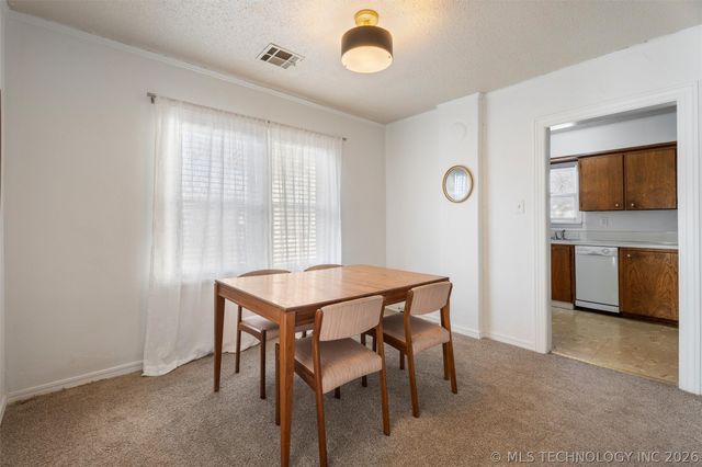 721 S Creek Avenue, Bartlesville, OK 74003