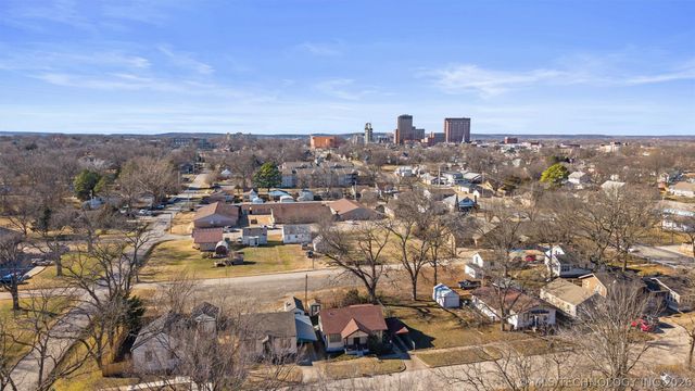 721 S Creek Avenue, Bartlesville, OK 74003