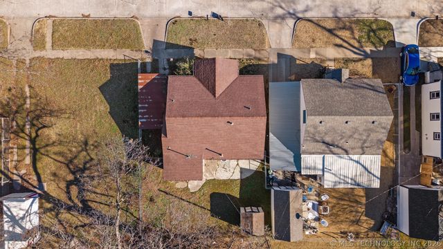 721 S Creek Avenue, Bartlesville, OK 74003