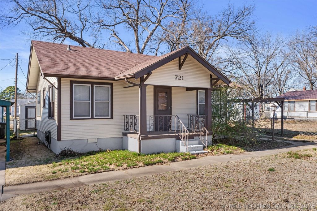721 S Creek Avenue, Bartlesville, OK 74003
