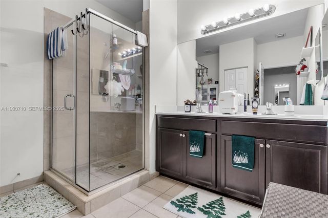 11424 SW 251st St, Homestead, FL 33032