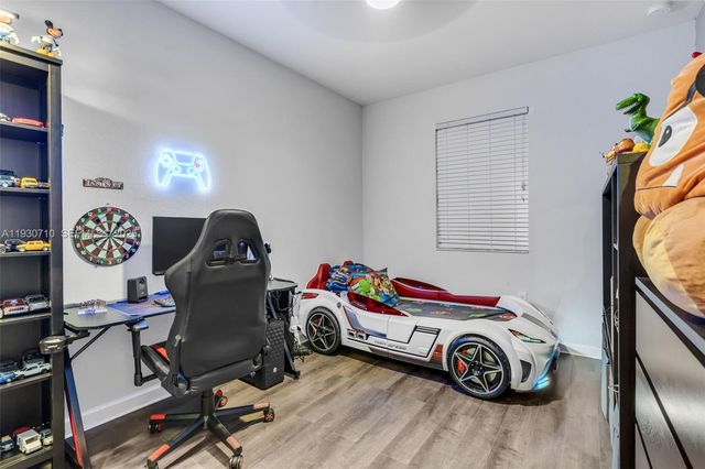 11424 SW 251st St, Homestead, FL 33032