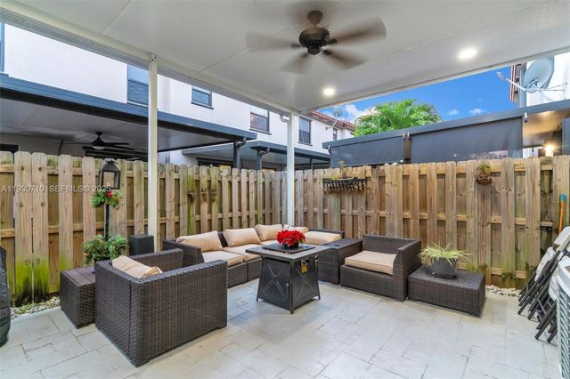 11424 SW 251st St, Homestead, FL 33032