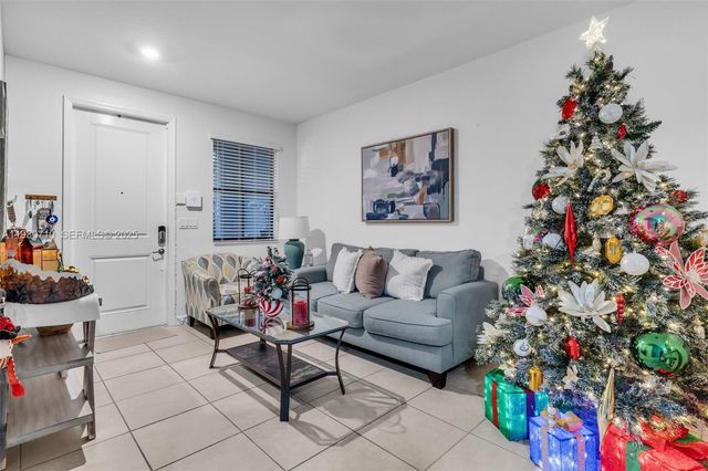 11424 SW 251st St, Homestead, FL 33032