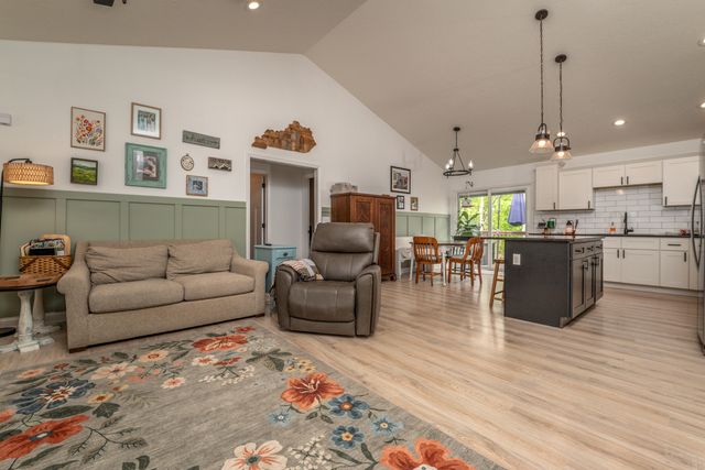 87 Woodlock Drive, Morehead, KY 40351