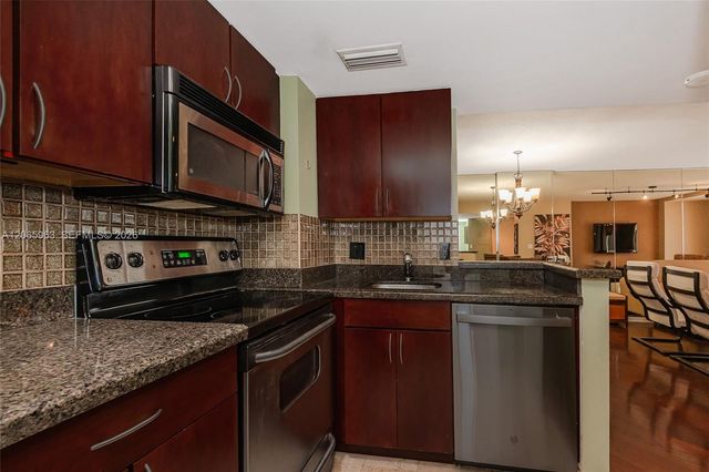 770 Claughton Island Drive 809, Miami, FL 33131