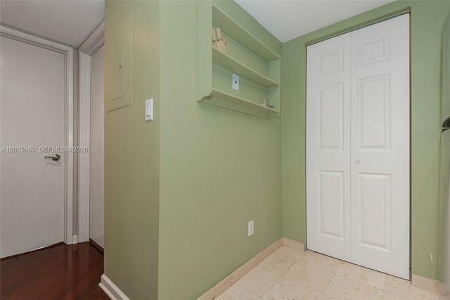 770 Claughton Island Drive 809, Miami, FL 33131