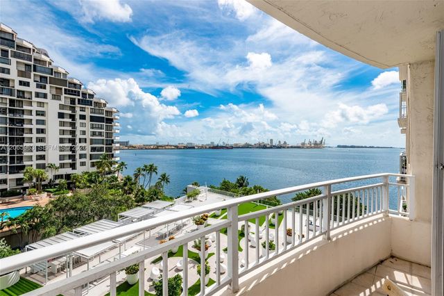 770 Claughton Island Drive 809, Miami, FL 33131