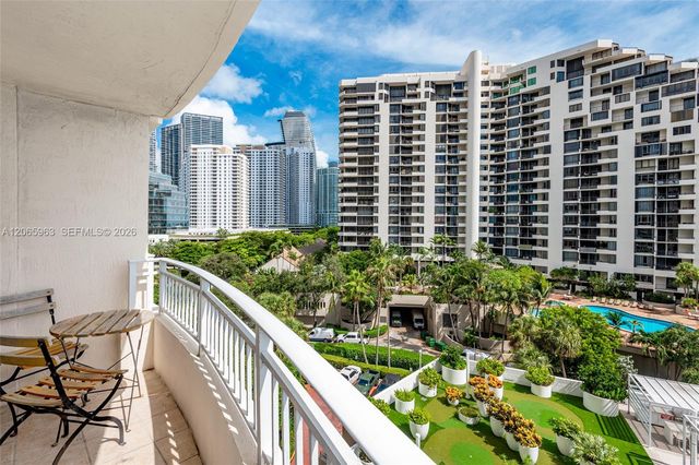 770 Claughton Island Drive 809, Miami, FL 33131