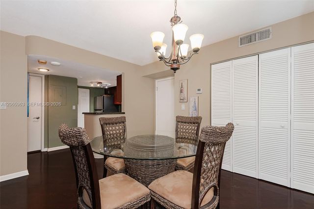 770 Claughton Island Drive 809, Miami, FL 33131
