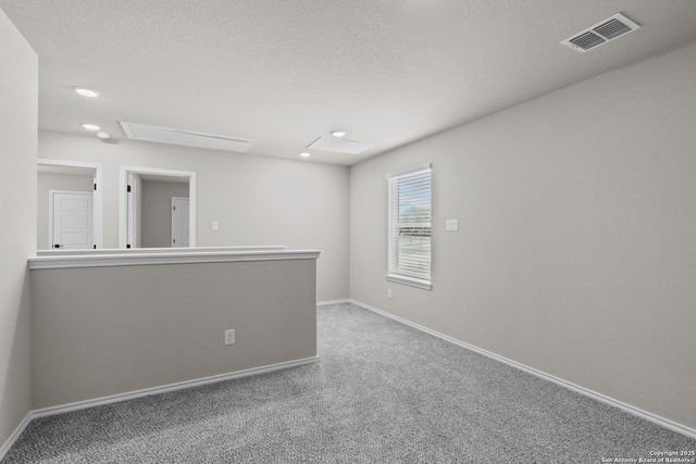 285 W Quill Dr Building 8, San Antonio, TX 78228