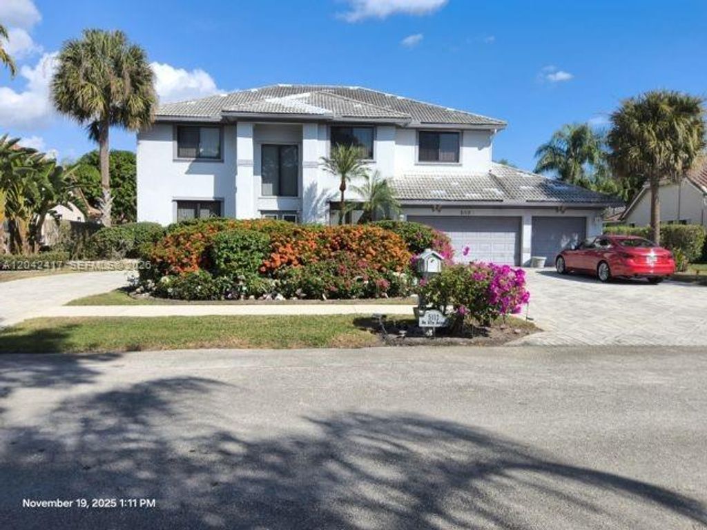 5112 NW 67th Ave, Lauderhill, FL 33319