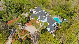 6220 Hawk Ridge Lane, Indian Hill, OH 45243