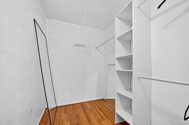 10 Oakwood Terrace 38, New Windsor, NY 12553