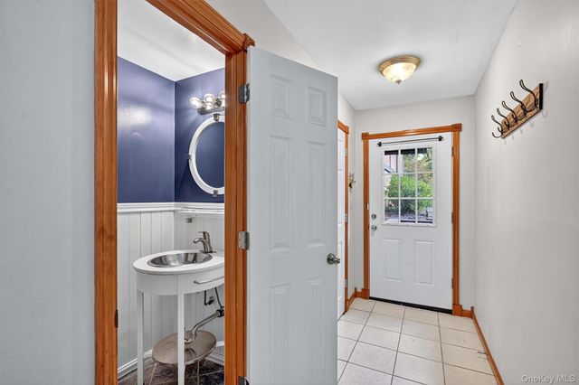 10 Oakwood Terrace 38, New Windsor, NY 12553