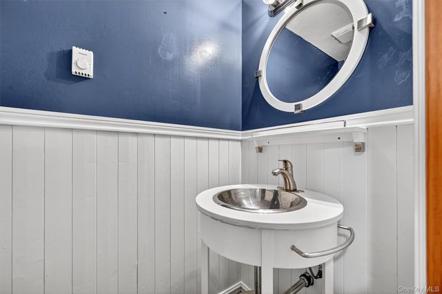 10 Oakwood Terrace 38, New Windsor, NY 12553