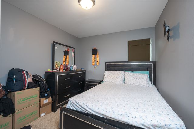 6420 Prairie Sage Drive SW, Cedar Rapids, IA 52404