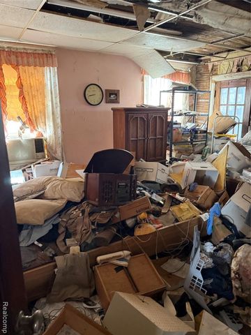 931 Ashland Street, Detroit, MI 48215