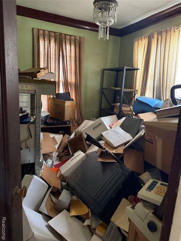 931 Ashland Street, Detroit, MI 48215