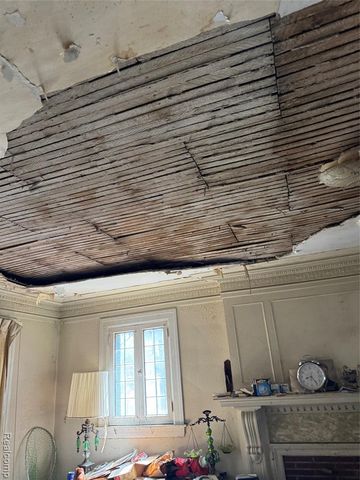 931 Ashland Street, Detroit, MI 48215