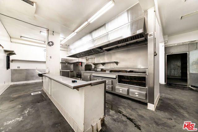 6340 Yucca Street, Los Angeles, CA 90028