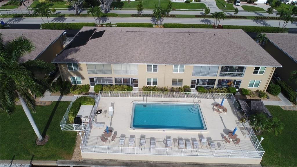 Image 3 of property listing at 4417 Country Club BLVD B7, Cape Coral, FL 33904