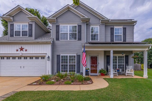 916 Saint Debbinshire Court, Duncan, SC 29334
