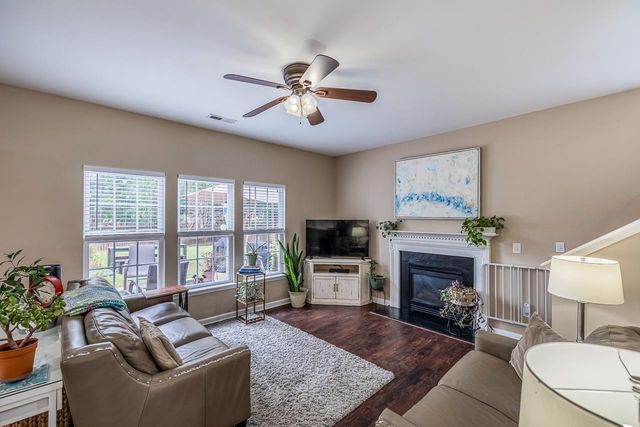 916 Saint Debbinshire Court, Duncan, SC 29334