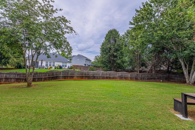 916 Saint Debbinshire Court, Duncan, SC 29334
