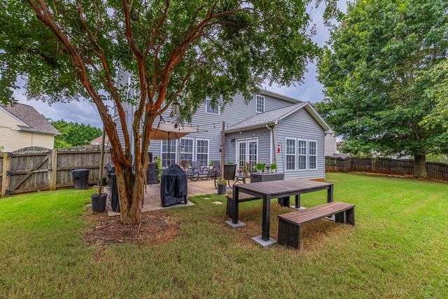 916 Saint Debbinshire Court, Duncan, SC 29334