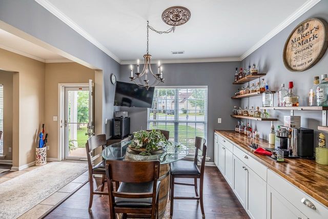 916 Saint Debbinshire Court, Duncan, SC 29334