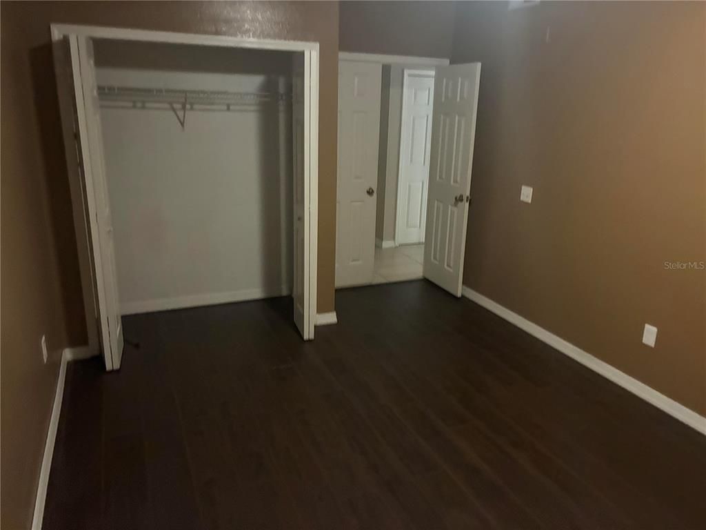 Image 18 of property listing at 3315 PARKCHESTER SQUARE BOULEVARD 206, Orlando, FL 32835