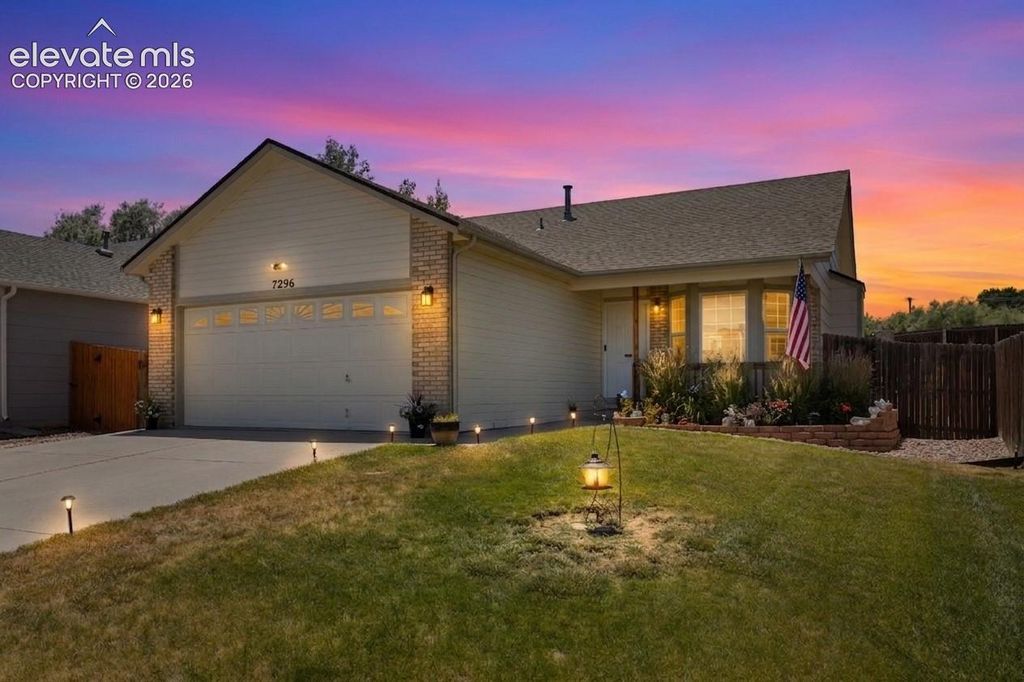 7296 Coral Ridge Drive, Colorado Springs, CO 80925 — photo 2