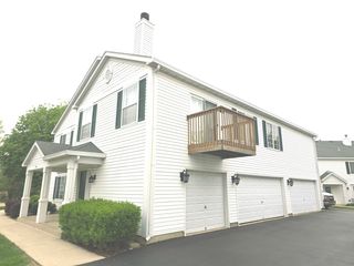 769 Hobart Drive, South Elgin, IL 60177