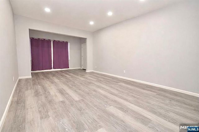 172-176 Delavan Avenue, Newark, NJ 07104