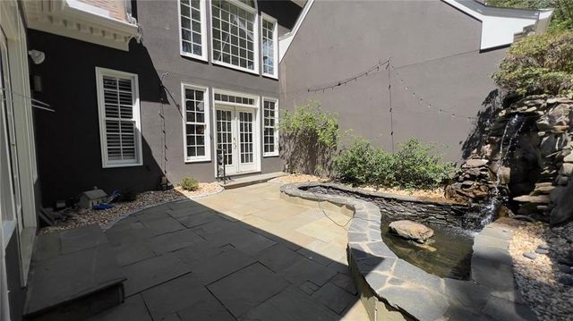 8 The Croft, Sandy Springs, GA 30342