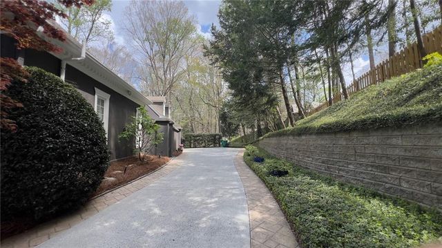 8 The Croft, Sandy Springs, GA 30342