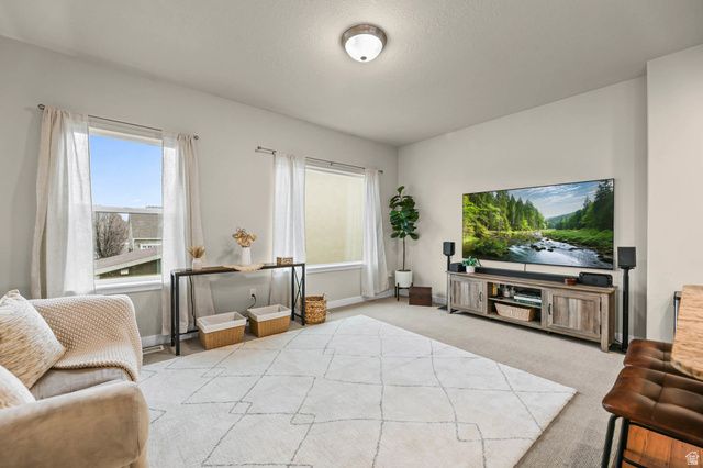 3689 W LILAC HEIGHTS DR, South Jordan, UT 84095