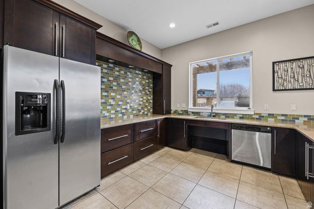 3689 W LILAC HEIGHTS DR, South Jordan, UT 84095