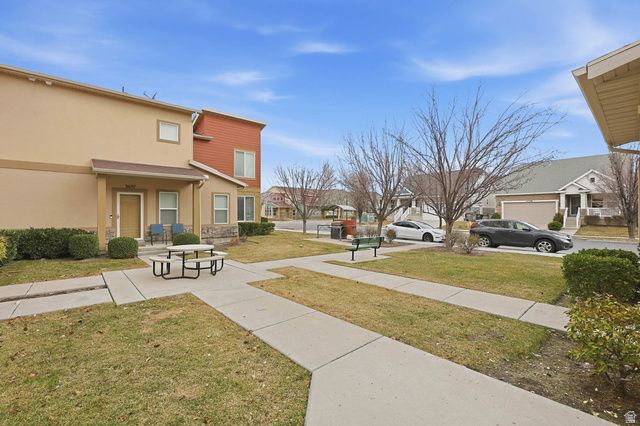 3689 W LILAC HEIGHTS DR, South Jordan, UT 84095