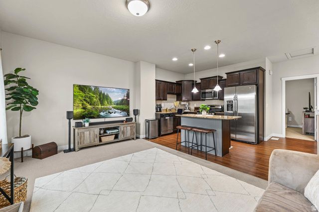 3689 W LILAC HEIGHTS DR, South Jordan, UT 84095