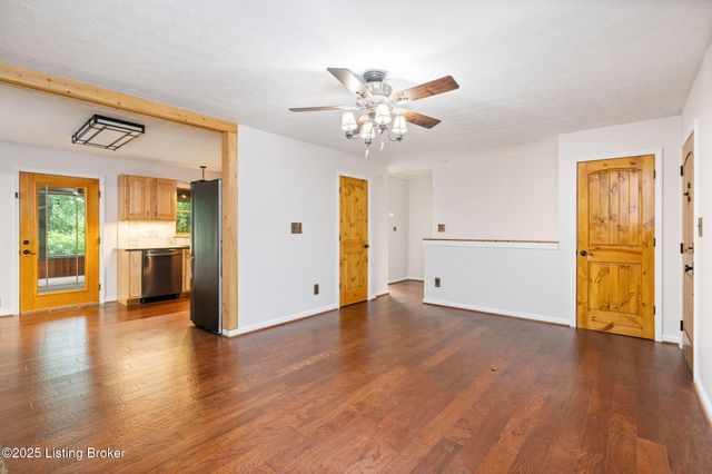 3067 State Hwy 737, Leitchfield, KY 42754