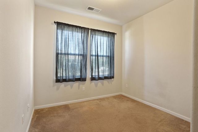 808 Fargo St, Stockton, CA 95204