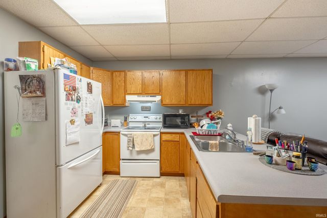 102 S Main Street, Claypool, IN 46510