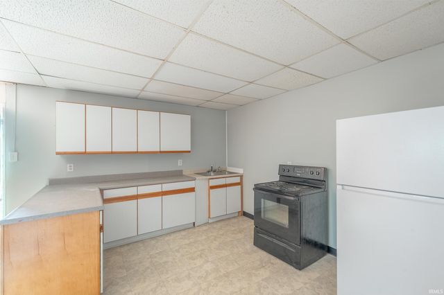 102 S Main Street, Claypool, IN 46510